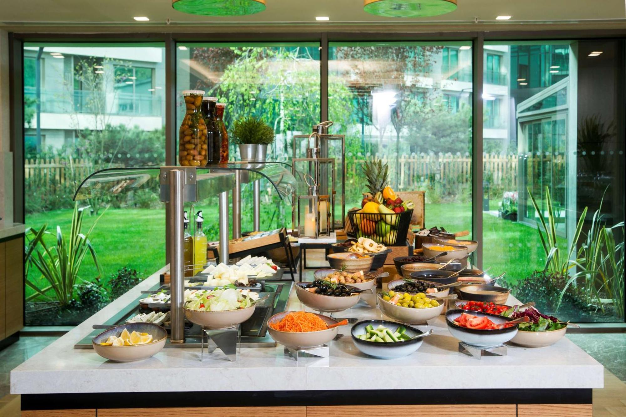 Radisson Residences Vadistanbul Ngoại thất bức ảnh